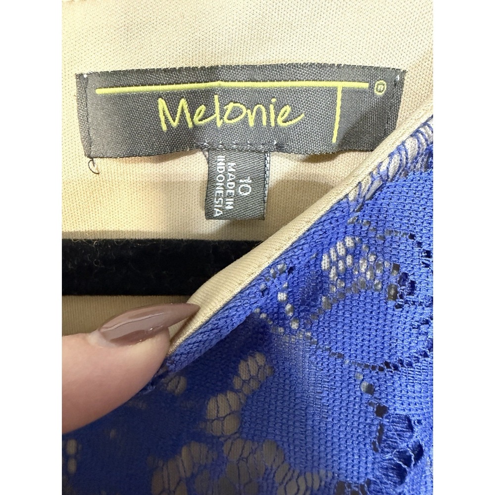 Melonie Women's Lace Dress Purple Short Sleeve Size 10 - Picture 3 of 4